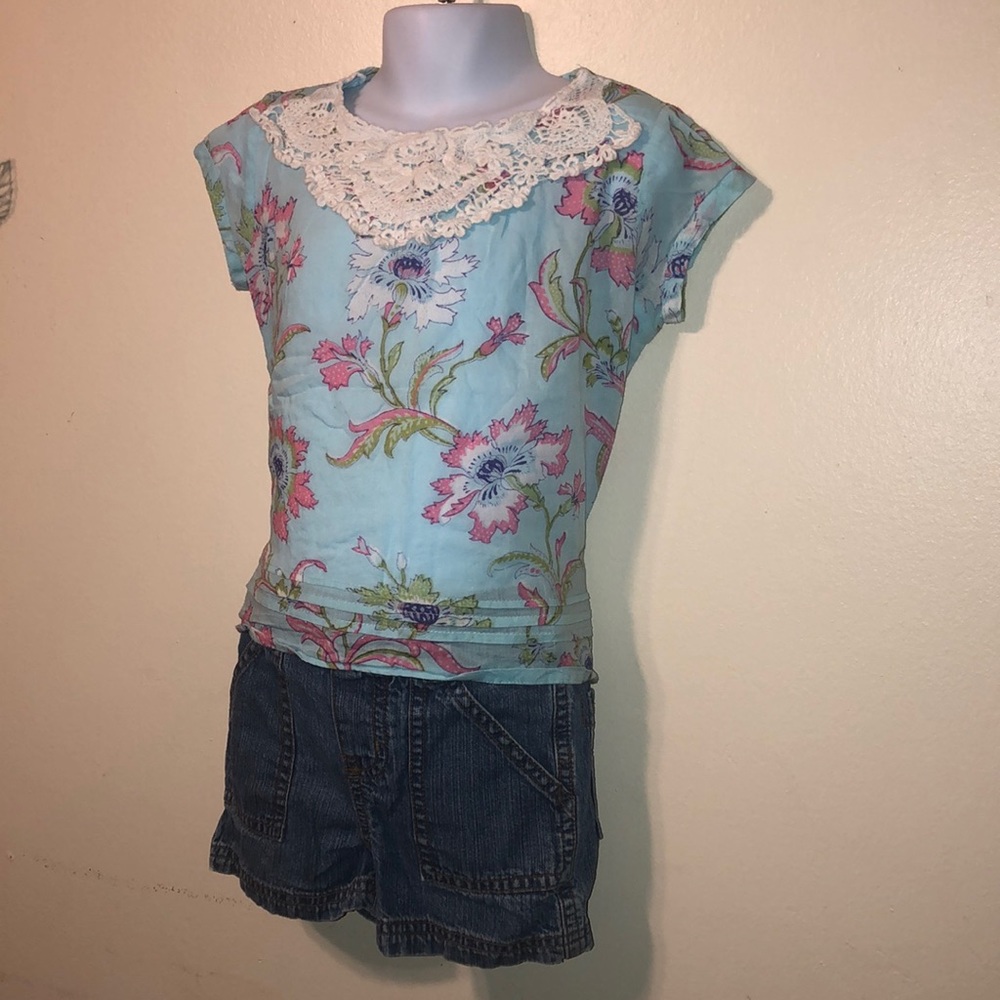 Handprint Floral Top & Circo Jean Shorts Sz 3T - Picture 2 of 8
